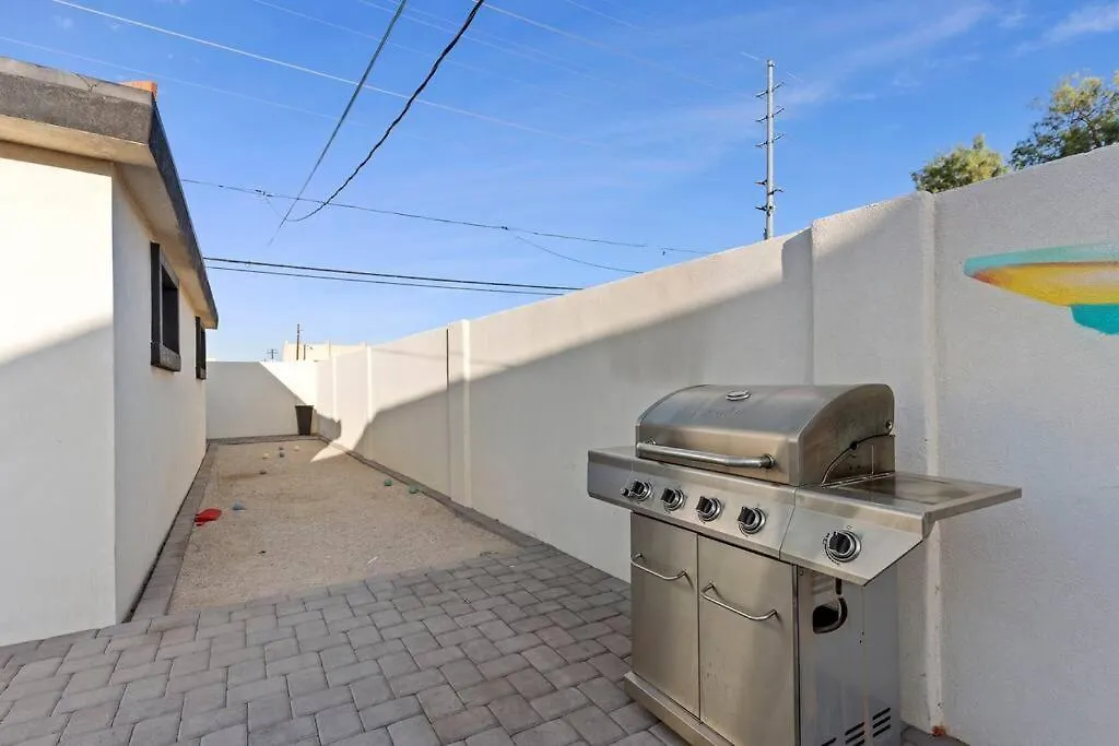Hummingbird Harmony House With Bbq And Hot Tub In Downtown Φοίνιξ