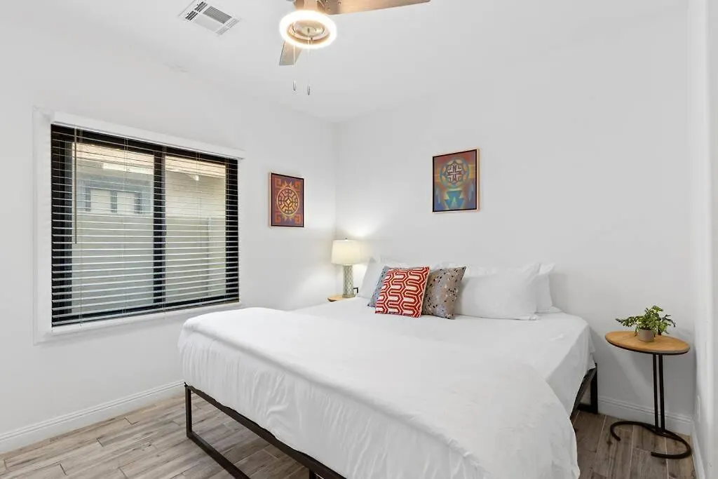 Διαμέρισμα Hummingbird Harmony House With Bbq And Hot Tub In Downtown Φοίνιξ